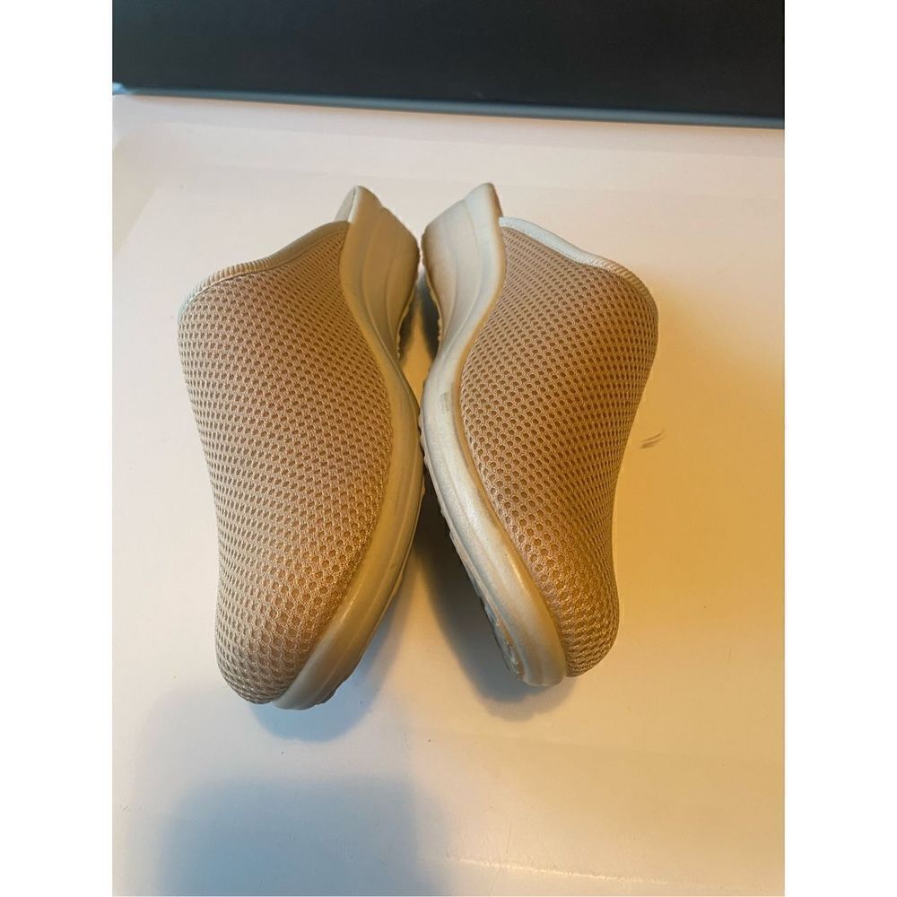 Fly Flot Mesh Beige Clogs - Picture 2 of 6